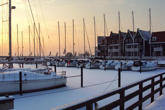 Jachthaven in de winter | Marinapark Volendam
